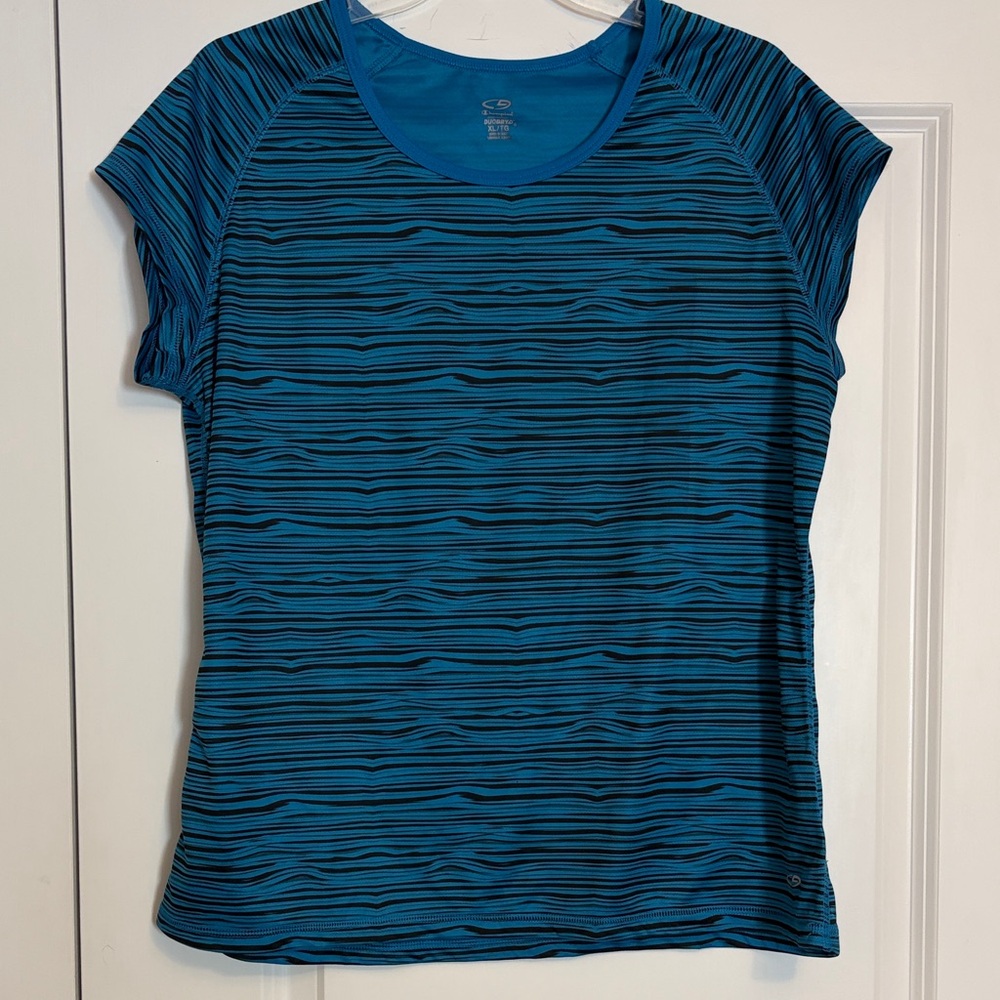 Like NEW Blue Striped Athletic top XL